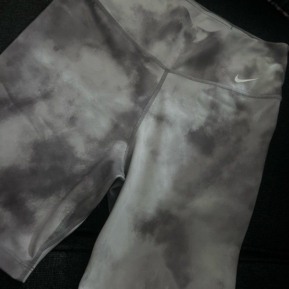 4pc Workout Bottoms Bundle - Picture 5 of 6